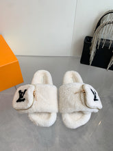 China Replica LV Women Shoes 88usd Only